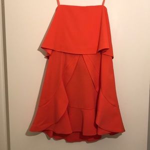 Cocktail strapless dress in coral red!